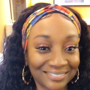 Meet your Posher, Chenita